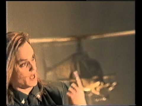 Videoclip de Girl Nation (1995 - Remaster) — D-A-D