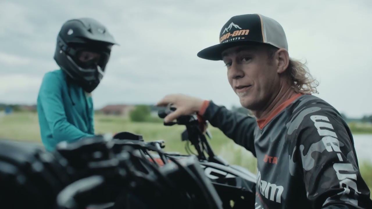 A photo of this 2024 Can-Am Outlander X MR 850