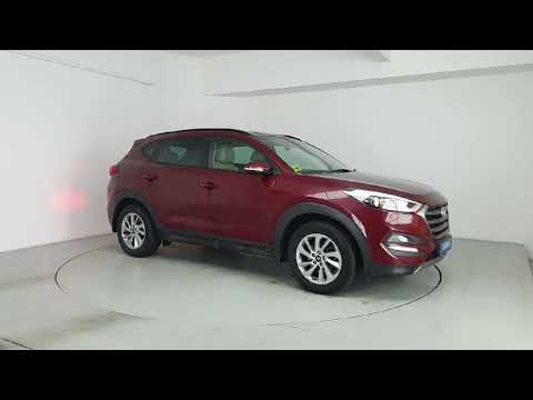 Hyundai Tucson 1.7 D Premium // PANORAMIC ROOF // - Image 2