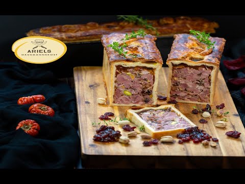 Pastete in Frankreich heißt sie Pâté en Croûte, Terrinen, Hausmannskost,