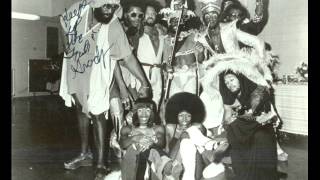 FUNKADELIC  - CHOLLY Funk Getting Ready To Roll live
