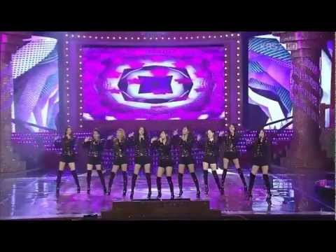 111017 - SNSD - Hoot @ KBS 48th Daejong Film Awards