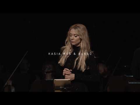 Kasia Moś & AUKSO – Dziś nie ma takiej wiosny (Official Live Video NOSPR)