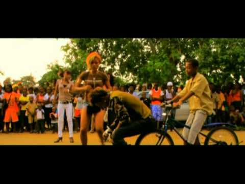 S KELLY-MA COPINE EST KPATA