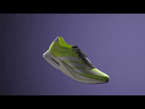 Urmăriți videoclipul