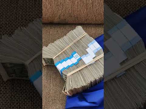 $1000 in one dollar bills