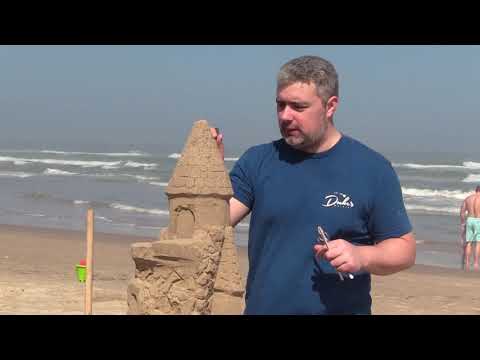 How to build a Family #Sand #Castle