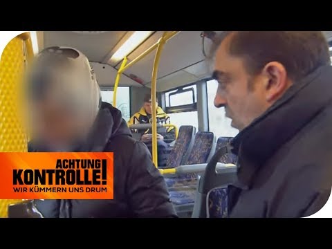 Junger Frau kommen die Tränen: Beim Schwarzfahren erwischt! | Achtung Kontrolle | kabel eins
