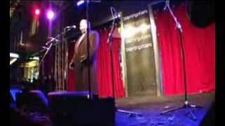 Paul sings Caruso at Bloomingdales, New York, 19th Nov., 07