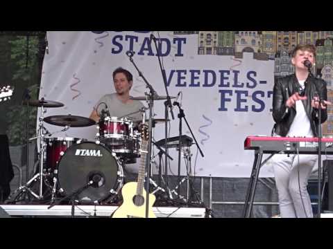 Ela Querfeld Live @Cologne South Town Festival – Minengarten (Garden of Mines)