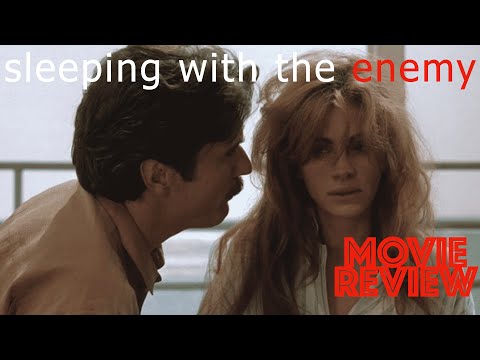 Sleeping With the Enemy 1991 | Julia Roberts | Movie Review