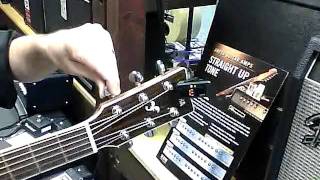 Video thumbnail for Korg Pitchclip by Easy Music Center