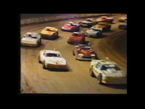 1992/93 National Super Sedan Title: Latrobe Speedway | 1993