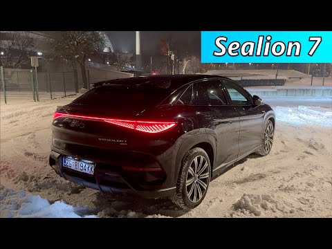 BYD Sealion 7 2025 Night Review (Exterior - Interior) beautiful Ambient Lights