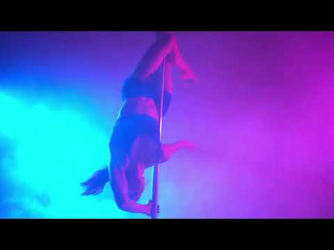 Pöörane-  Anne Loho x Roderic H