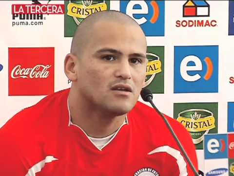 Humberto Suazo avisa Espero marcar frente a Perú