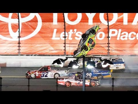2017 Matt Crafton flip @ Daytona