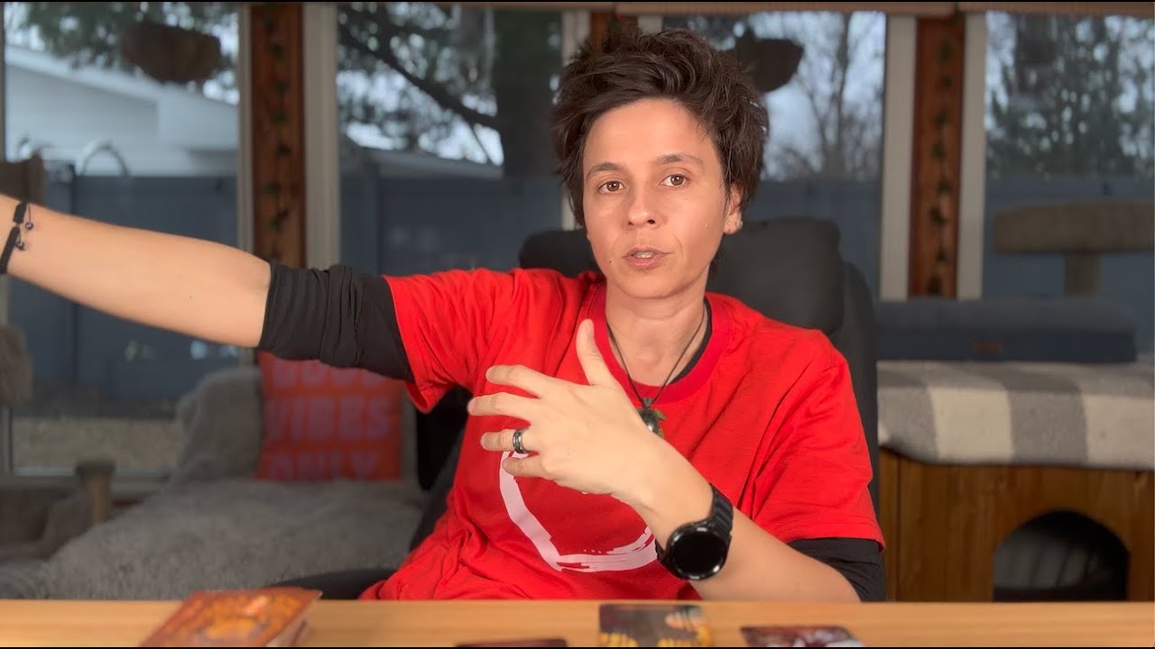 LEO ♌︎ - "Back on Track" FEBRUARY 3RD - 9TH | Tarot Card Reading