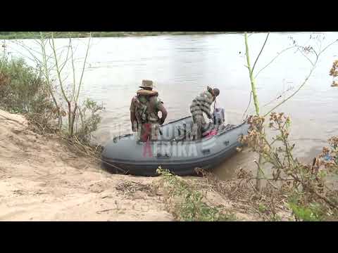 Migrants wait for SANDF to disappear before crossing into SA