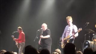 BUZZCOCKS "Sick City Sometimes" - Live @ l'Elysée Montmartre - Paris le 28/03/2017