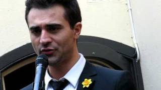 Darius Campbell singing Impossible Dream for Marie Curie