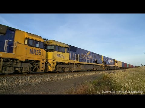 1MA5 Container Train With 81 Wagons & 4 Locomotives - PoathTV Australian Railways