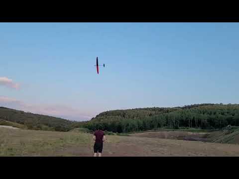 Some mild aerobatics with the Snipe 2 F3K / DLG