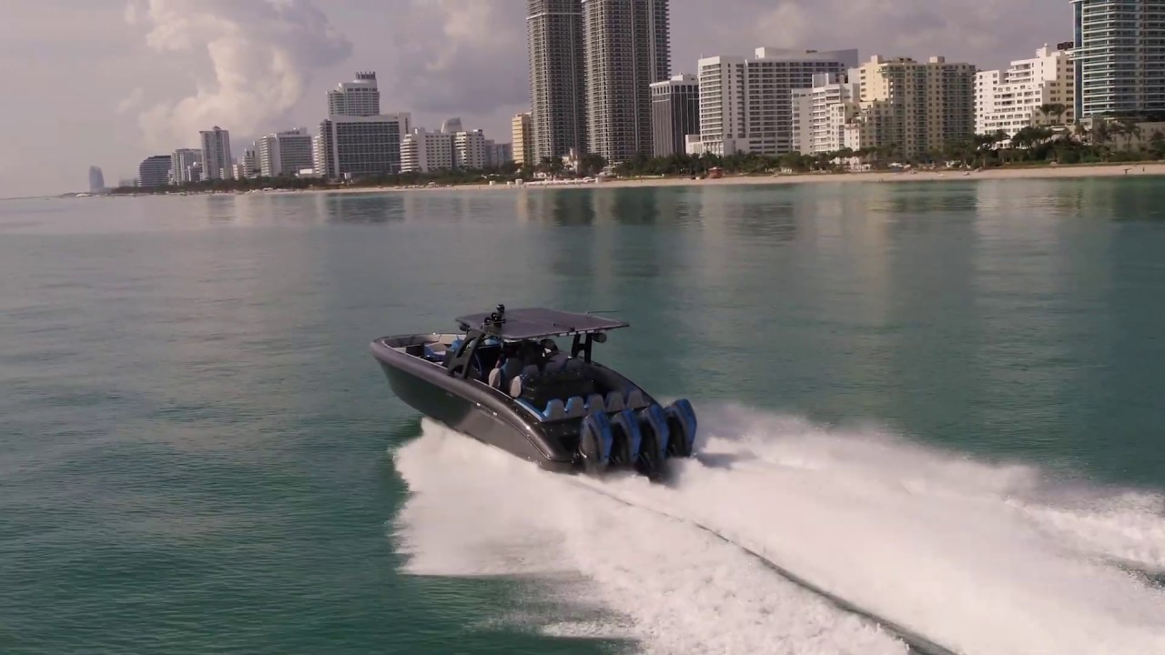 Midnight Express 43’ Open Powered By Quad 450R’s Mercury Marine