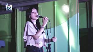 Download lagu FRIDAY M LIVE | AMORISA - DJOGJA | LIVE AT M RADIO SURABAYA mp3