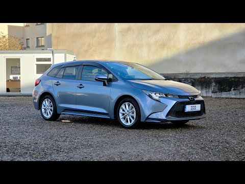 2020 Toyota Corolla Touring - Image 2