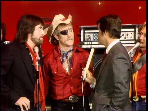 Dick Clark Interviews Dr. Hook - American Bandstand 1981