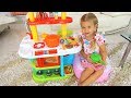 Diana and Roma Pretend play with Kitchen toys