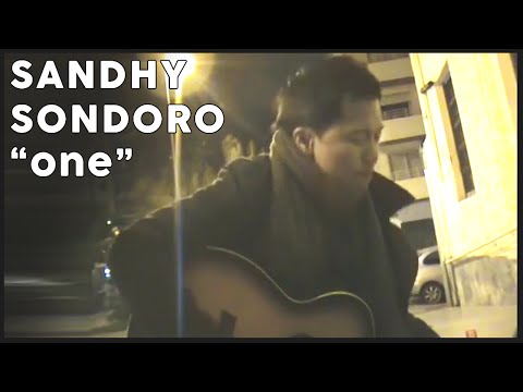 U2 One (Sandhy Sondoro)