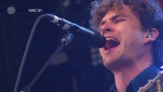 Vance Joy - From Afar/Wasted Time (Live 2017)