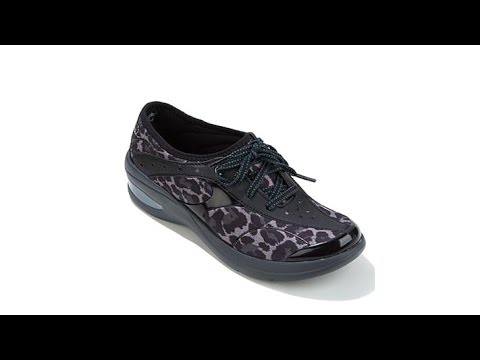 Bzees "Regal" PullOn LaceUp Athleisure with 2 Laces