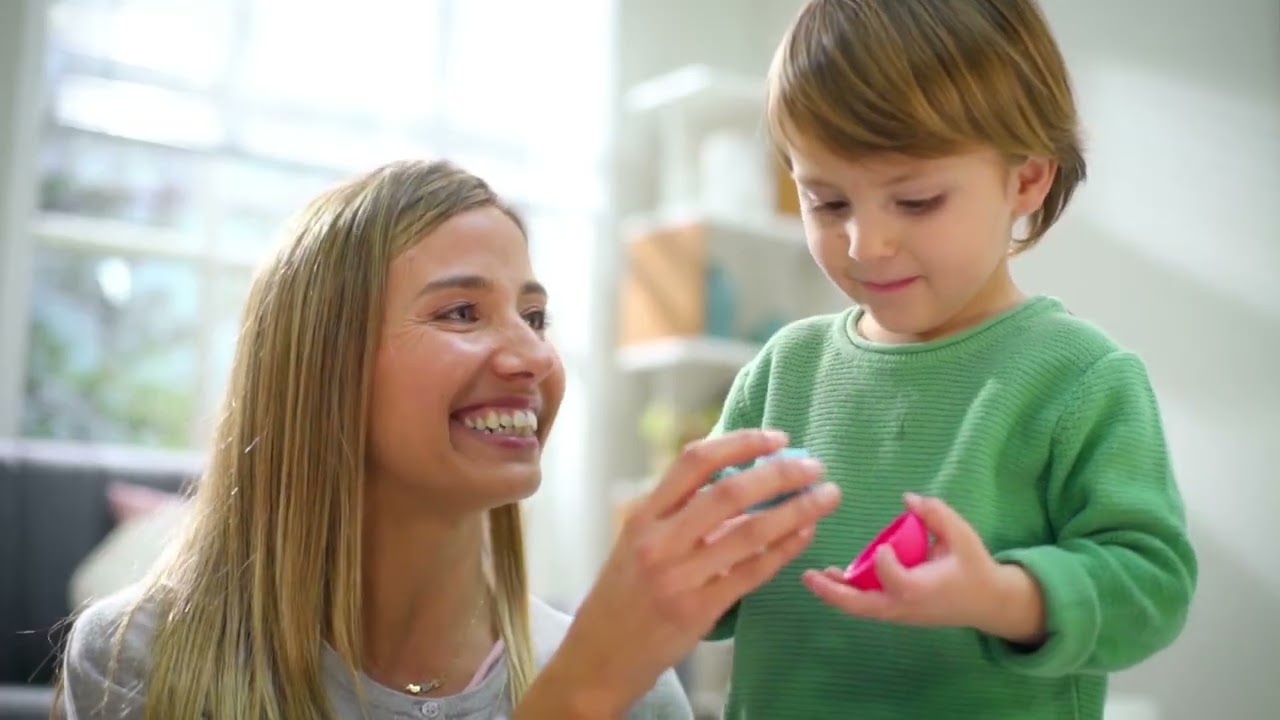 LALABOOM: 30db-os bébi Montessori fejlesztőjáték - Trefl videó