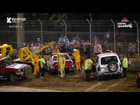 JUN17 MSF at TWW Cairns Speedway - Modified Sedans Feature Race