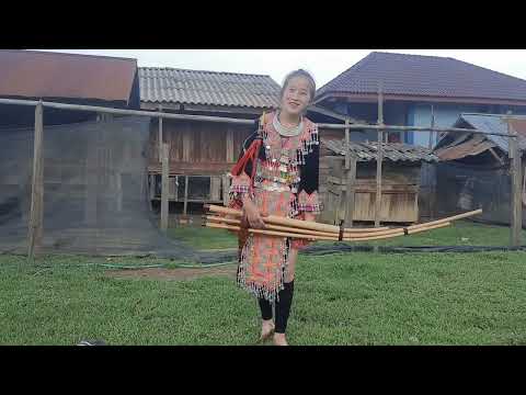 nkauj ntxawm tshuab qeej nuj nrw liv nyoog ua si