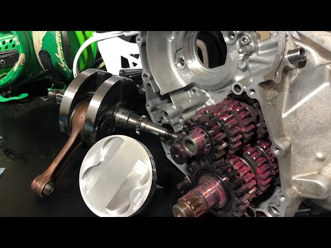 2016 YZ450F Engine Rebuild - Pt2 Clean , Lube , Assemble Bottom End