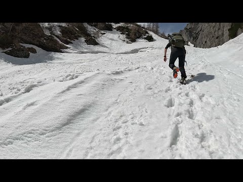 Urcare pe Valea Albă cu coborâre pe Piciorul Pietrei Arse | Primăvara înBucegi | GoPro HERO 11 | 4K