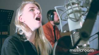 Slow Club - &#39;Number One&#39; Exclusive Live Performance