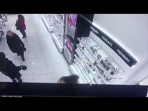 Жительница Якутска сделала подарок самой себе, украв духи Жительница Якутска сделала подарок самой себе, украв духи