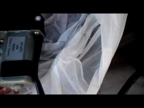 1999 jeep grand cherokee laredo passenger side window regulator motor assembly with plastic gear