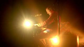 B Fachada - Já o tempo se habitua (Zeca)