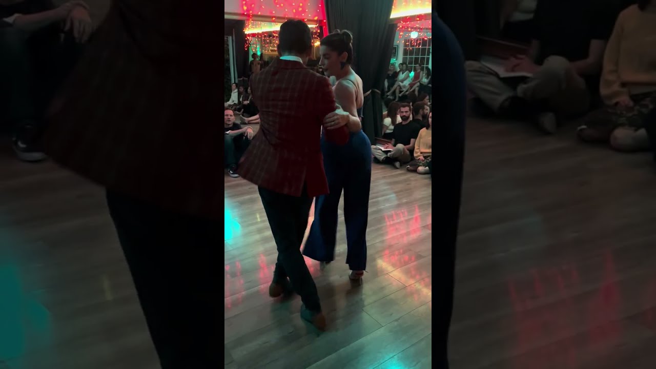 Video thumbnail for Yuliana Basmajyan & Rainier Pereira @Twilight Milonga, LA (3)