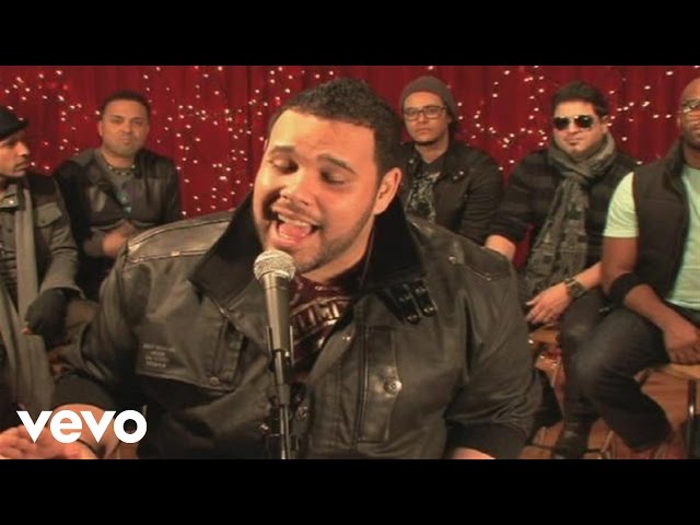 Video zu 'All I Want For Christmas' ansehen