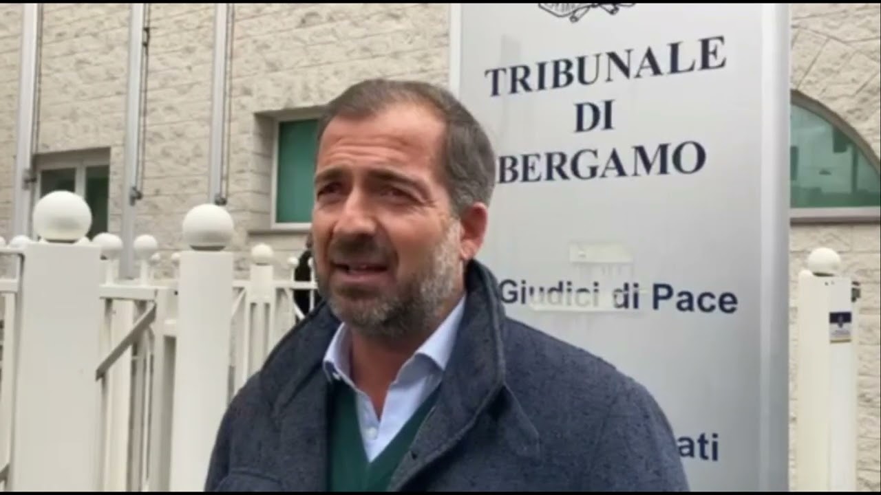 Il giornalista Paolo Berizzi e gli odiatori da tastiera: in dieci a processo