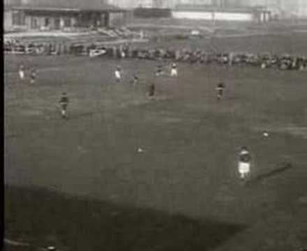 Voetbalwedstrijd HBS - Quick (1922)