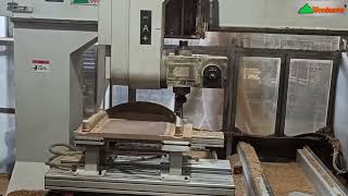 Máy Gia Công Trung Tâm 3D 5 Axis ( 5 hướng trục ) Woodmaster Gia Công tựa Ghế Kennedy