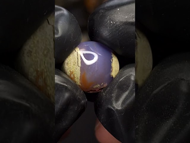 حجر عقيق خرائطي بنفسج اليمن طبيعي حجم صغير